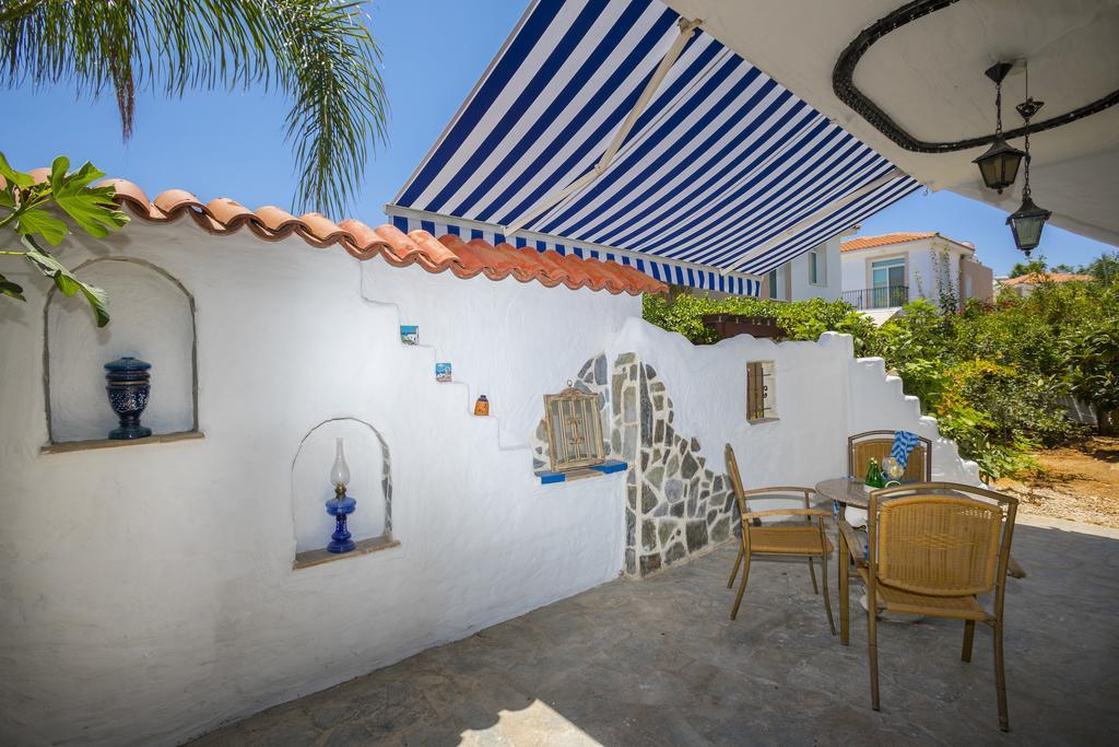 Protaras Villa Delphini Buitenkant foto